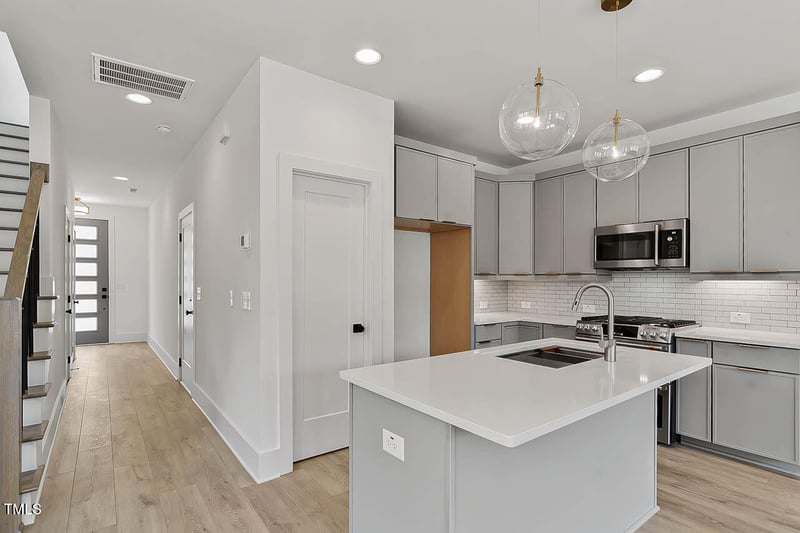 136 End Ave, Durham, NC 27703