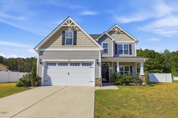 136 Fallingbrook Dr, Kenly, NC 27542