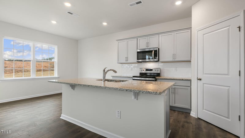 136 Global Ave, Fuquay Varina, NC 27526