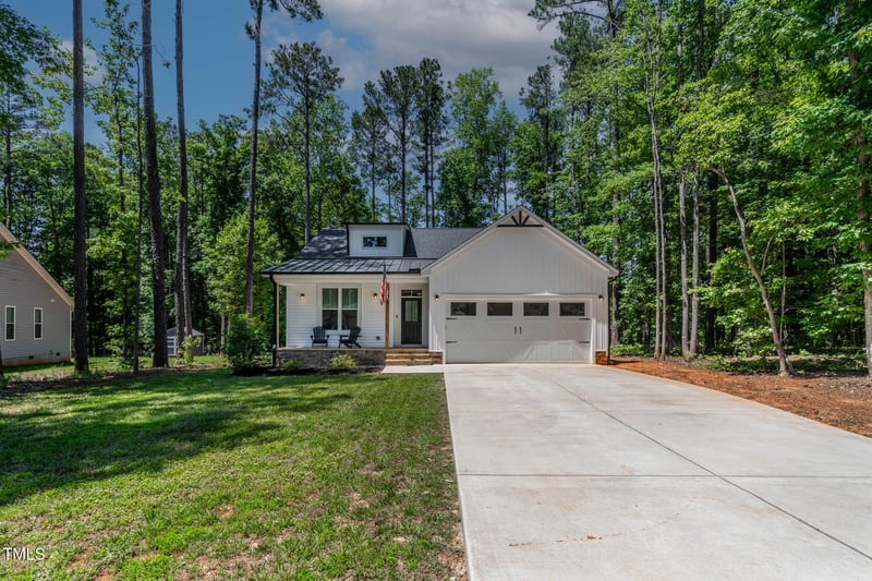 136 Hatchet Cv, Louisburg, NC 27549