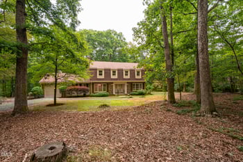 136 Hunters Ridge Rd, Chapel Hill, NC 27517