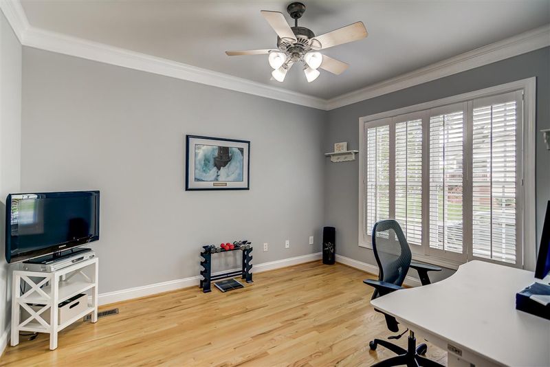 136 Juliet Cir, Cary, NC 27513