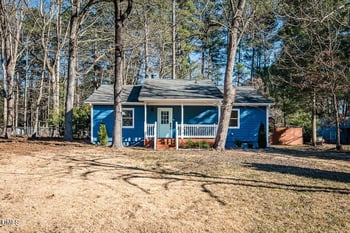 136 Loblolly Ln, Chapel Hill, NC 27516