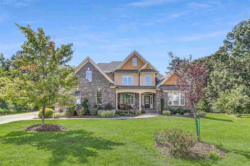 136 Meadow Oak Ln, Garner, NC 27529