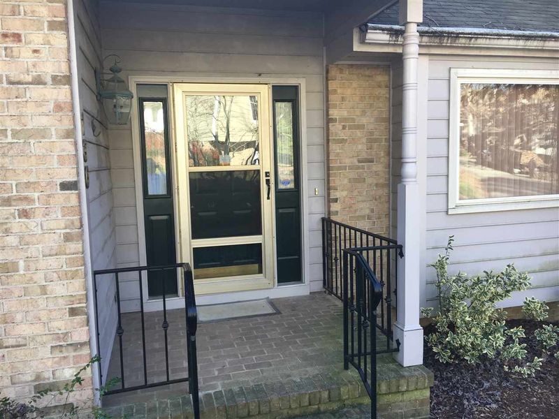 136 Montrose Dr, Durham, NC 27707
