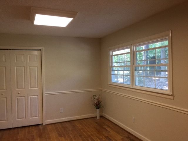 136 Moores Pond Rd, Youngsville, NC 27596