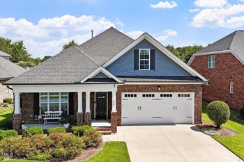 136 Moss Creek Pl, Fuquay Varina, NC 27526