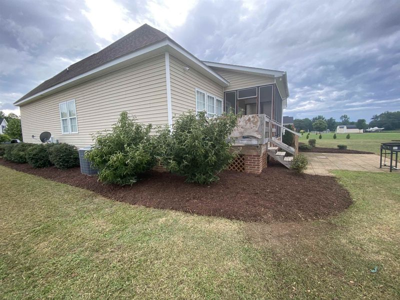 136 Natures Way, Dunn, NC 28334