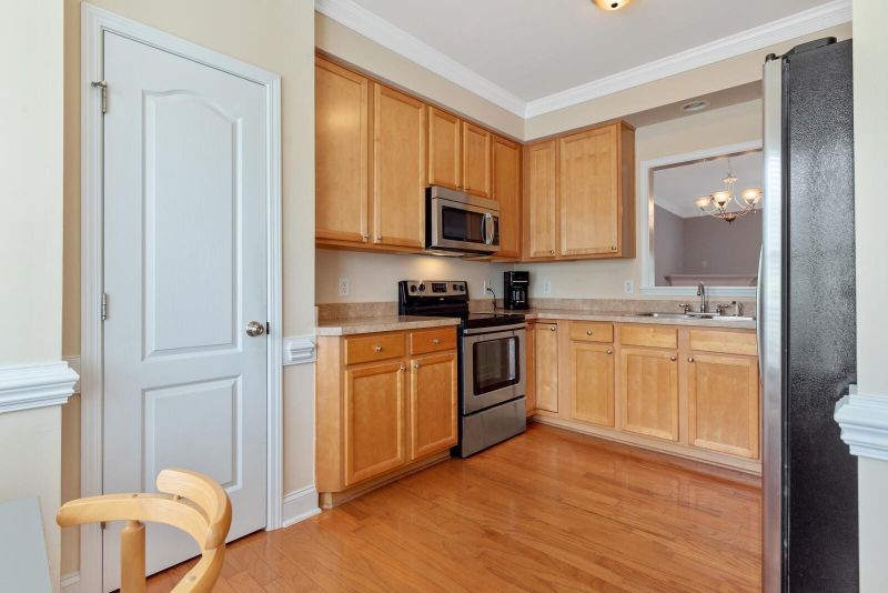 136 Old Grove Ln, Apex, NC 27502