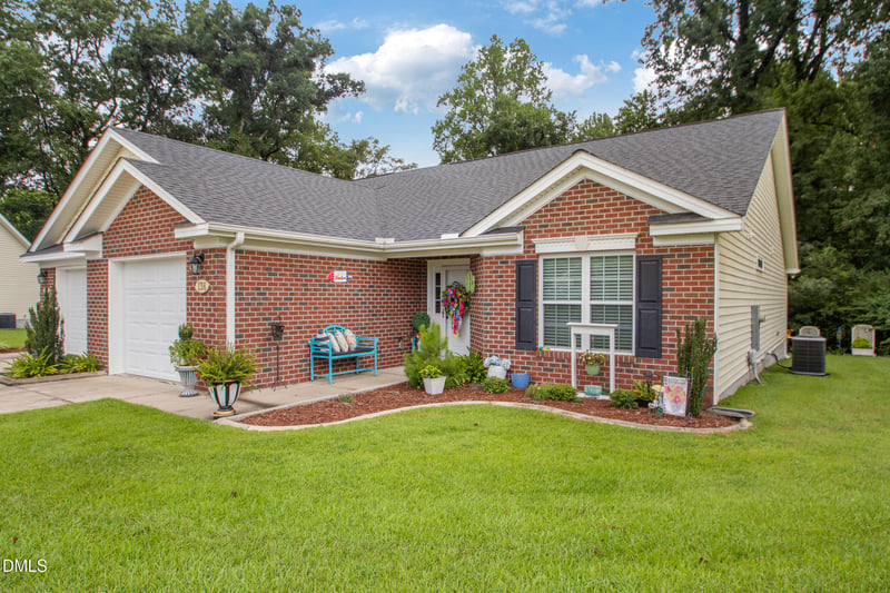 136 Oxford Dr, Goldsboro, NC 27534