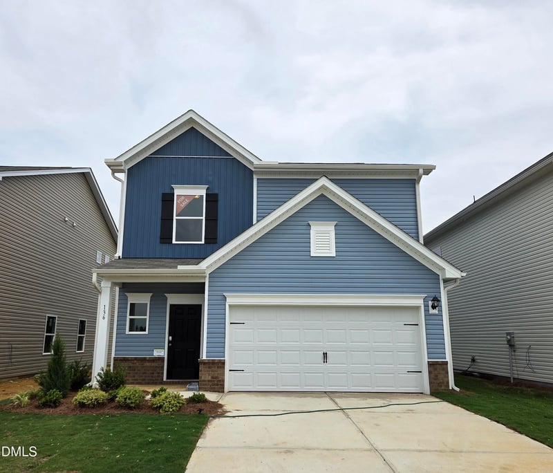 136 Oyster Tabby Dr, Lillington, NC 27546