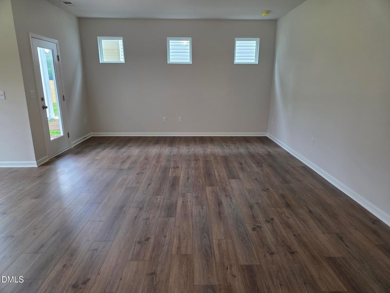 136 Oyster Tabby Dr, Lillington, NC 27546