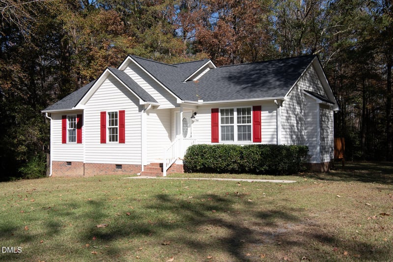 136 Pebblestone Ct, Willow Springs, NC 27592