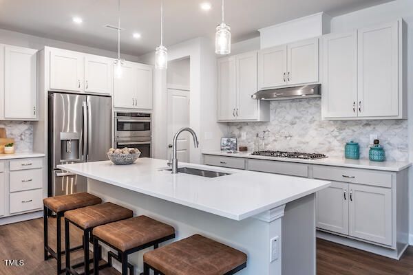 136 Pinnacle Dr, Chapel Hill, NC 27516