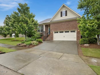 136 Shadow Hawk Dr, Durham, NC 27713
