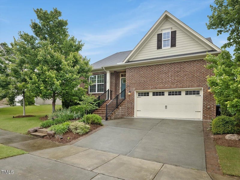 136 Shadow Hawk Dr, Durham, NC 27713