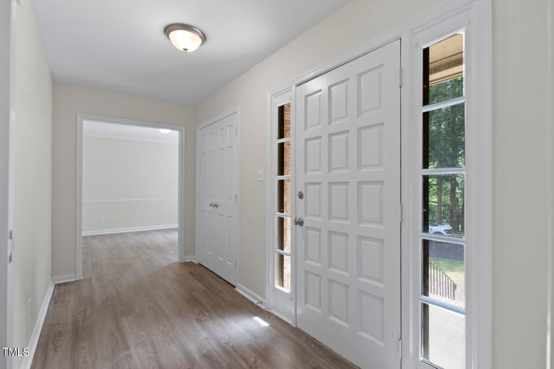 136 Sycamore St, Cary, NC 27513