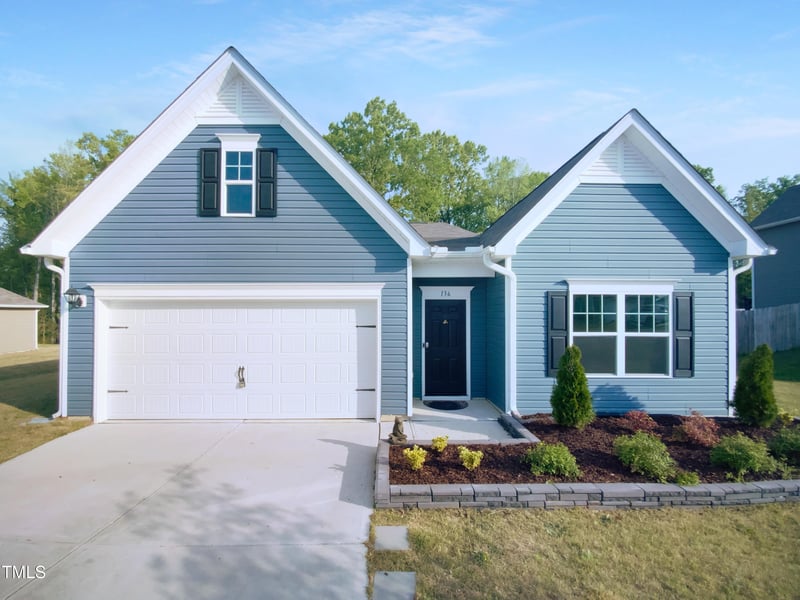 136 W Tecoma Ln, Clayton, NC 27520
