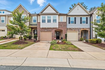 136 Thornhill Dr, Burlington, NC 27215