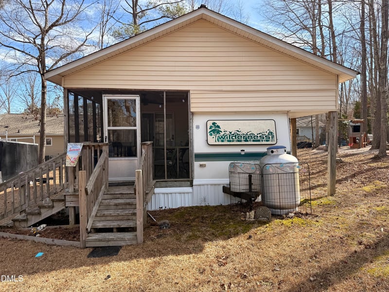 136 Tomahawk Dr, Louisburg, NC 27549