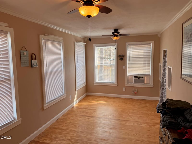 136 Tomahawk Dr, Louisburg, NC 27549