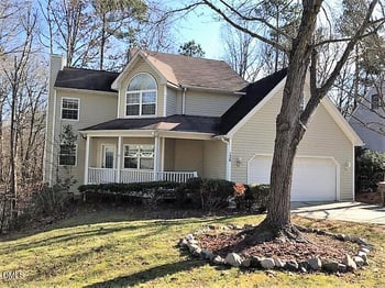 136 Trafalgar Ln, Cary, NC 27513