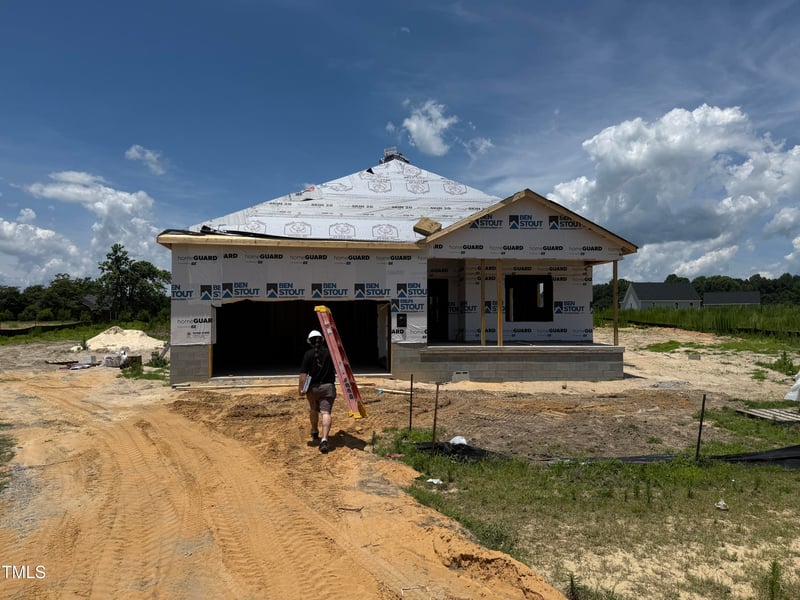 136 Tuskeegee Dr, Smithfield, NC 27577
