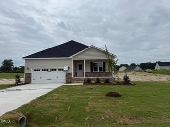 136 Tuskeegee Dr, Smithfield, NC 27577