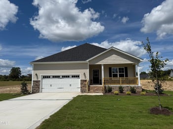 136 Tuskeegee Dr, Smithfield, NC 27577
