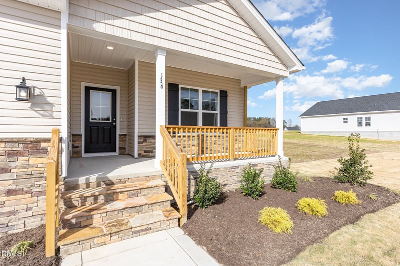 136 Tuskeegee Dr, Smithfield, NC 27577