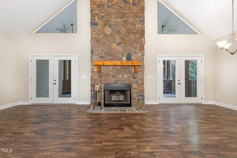 136 Vireo Ln, Hillsborough, NC 27278