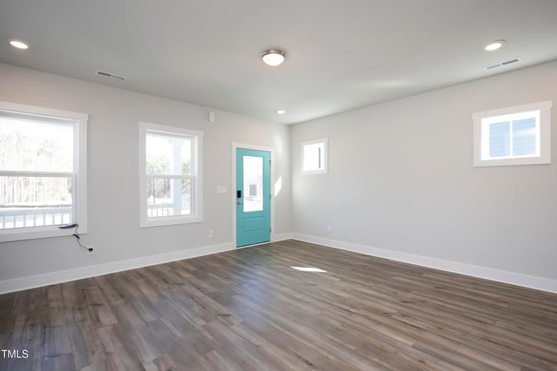 136 Weavers Grove Dr, Chapel Hill, NC 27514