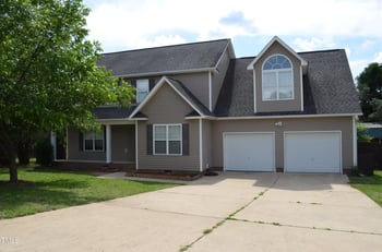 136 Wedgewood Ct, Sanford, NC 27332