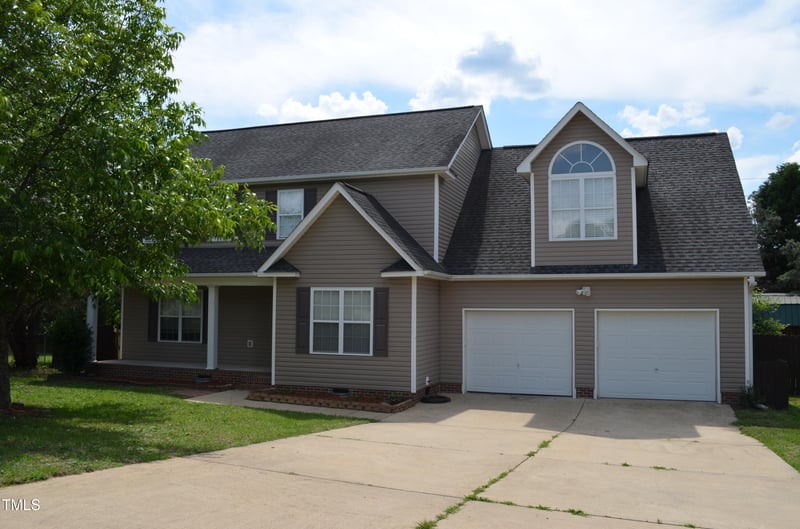 136 Wedgewood Ct, Sanford, NC 27332