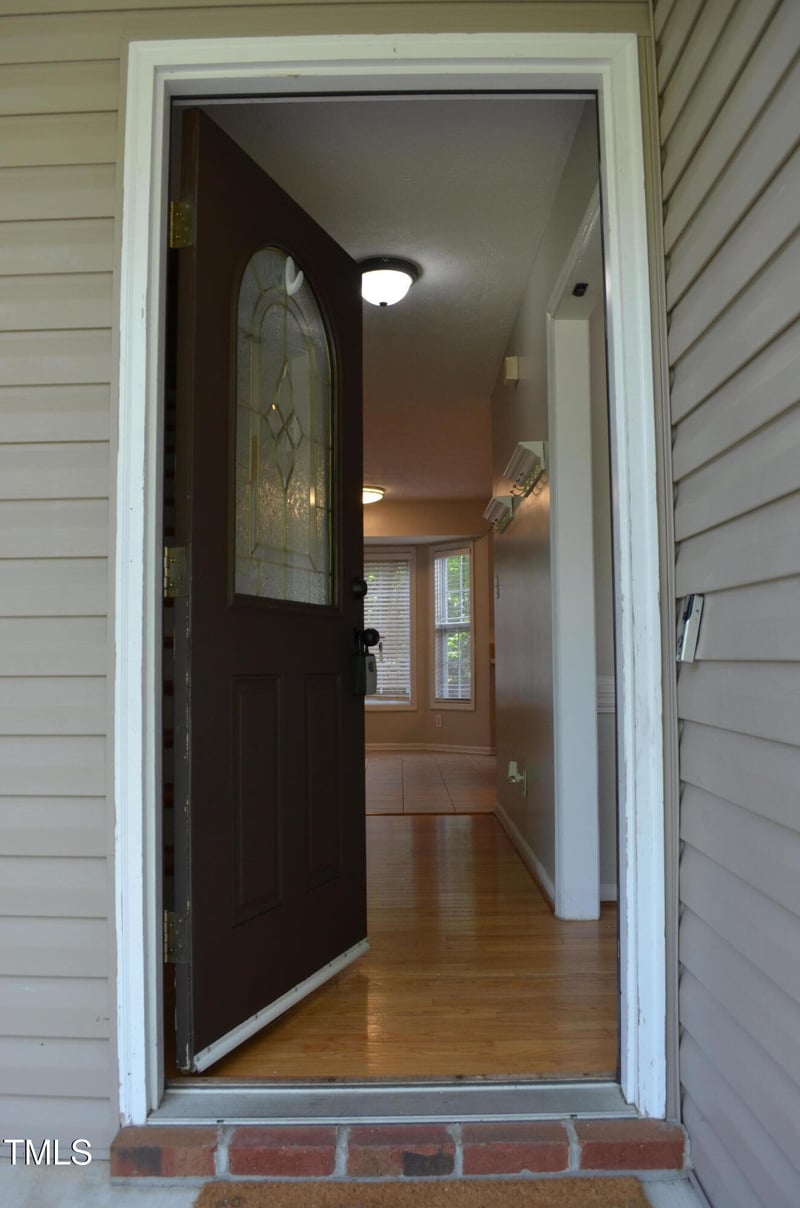 136 Wedgewood Ct, Sanford, NC 27332