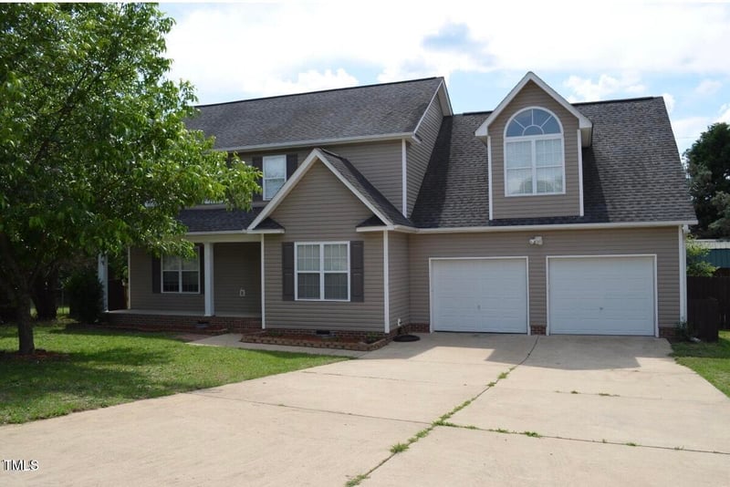 136 Wedgewood Ct, Sanford, NC 27332