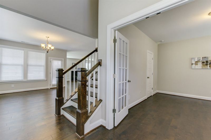 136 White Hill Dr, Holly Springs, NC 27540