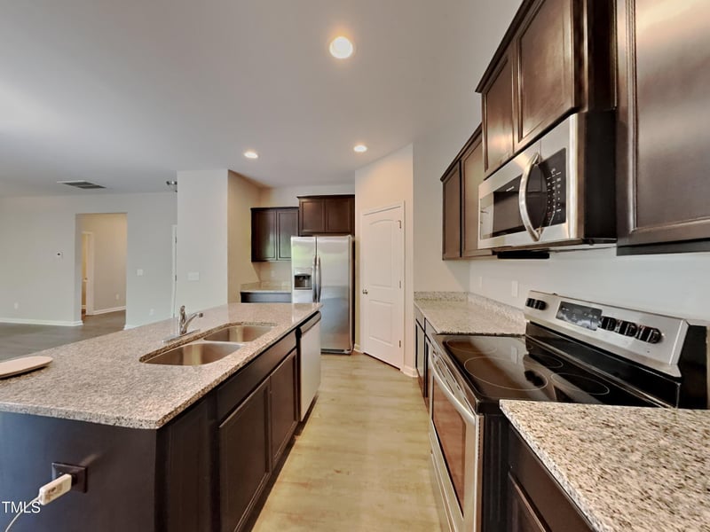 136 Yadkin St, Clayton, NC 27520