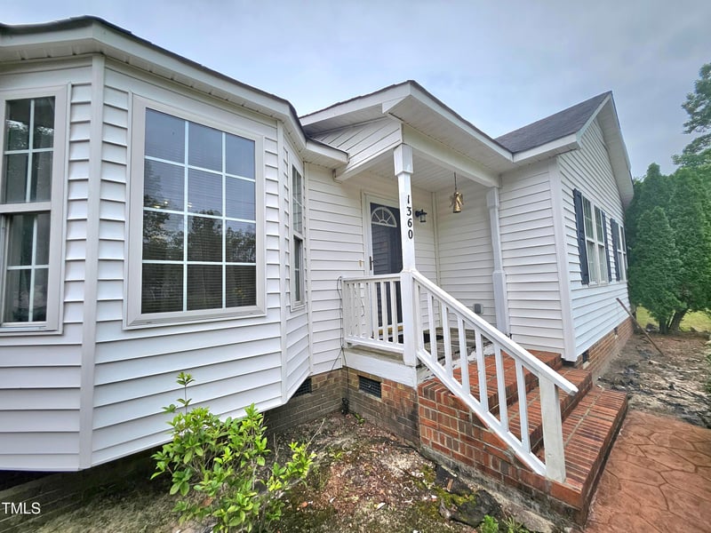1360 Honeycutt Rd, Willow Springs, NC 27592