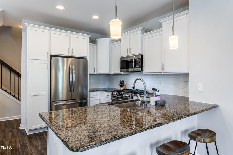 1363 Brown Velvet Ln, Apex, NC 27523