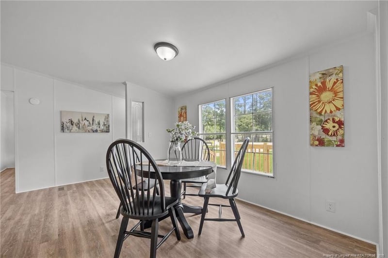 1363 Tom Starling Rd, Fayetteville, NC 28306