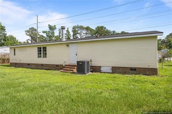 1363 Tom Starling Rd, Fayetteville, NC 28306