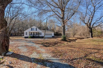 1364 Rauhut St, Burlington, NC 27217