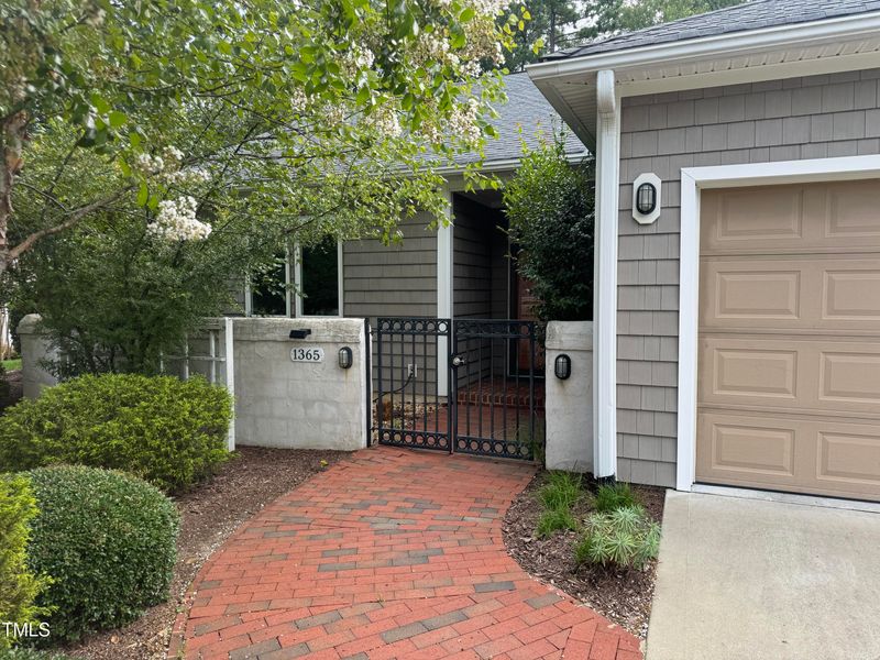 1365 Bradford Pl, Pittsboro, NC 27312