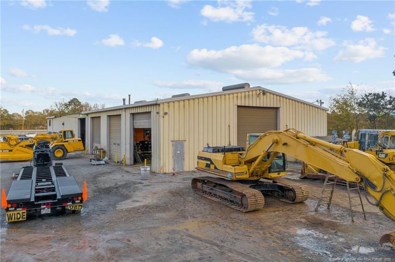 1365 Sadler Rd, Dunn, NC 28334