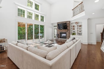 137 Aspenridge Dr, Holly Springs, NC 27540