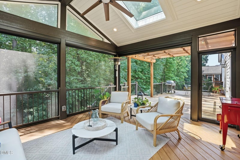 137 Aspenridge Dr, Holly Springs, NC 27540
