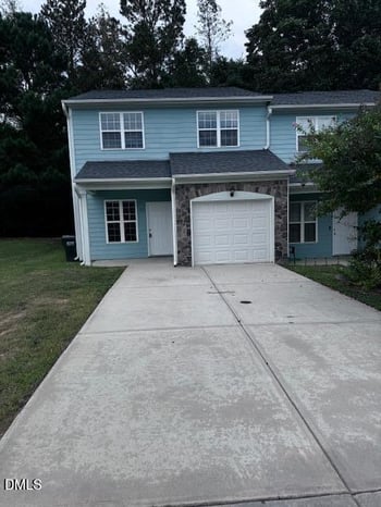 137 Beechleaf Ct, Clayton, NC 27520