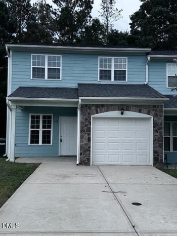 137 Beechleaf Ct, Clayton, NC 27520