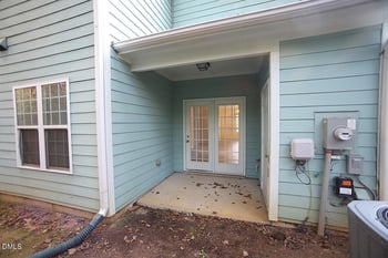 137 Beechleaf Ct, Clayton, NC 27520